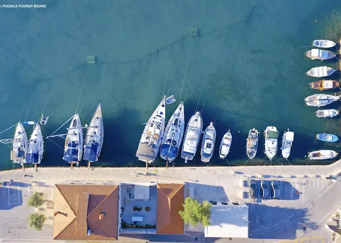 펜션 Maestral, ,island Brac *