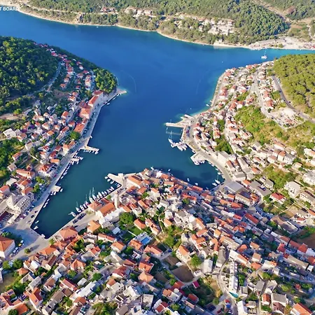 Maestral, ,island Brac Nyaraló